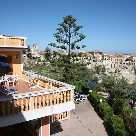 Mansarda Alf Di Vito * Tropea