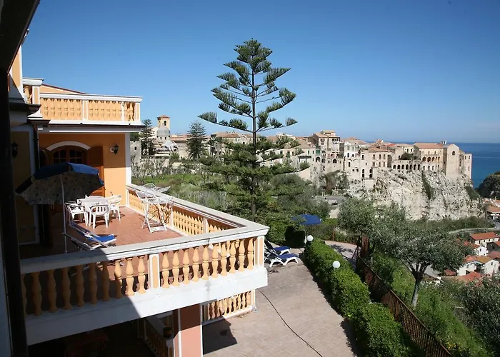 Mansarda Alf Di Vito * Tropea