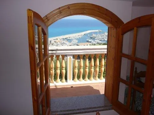 Mansarda Alf Di Vito Apartman