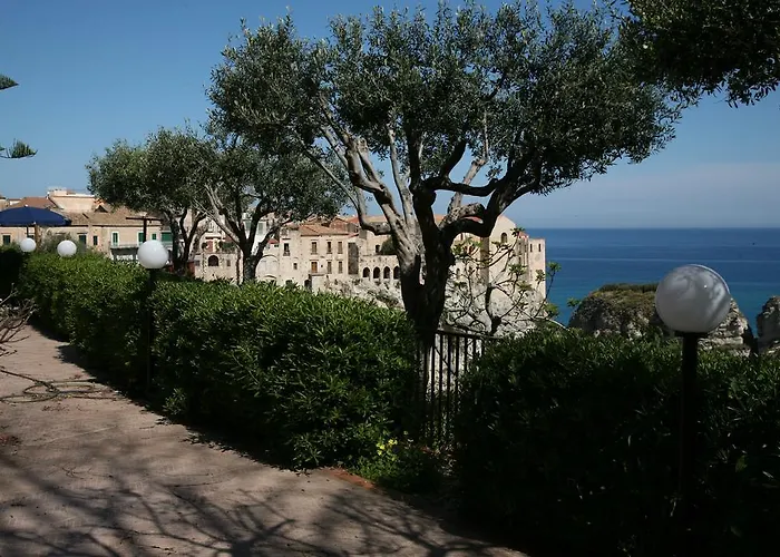 Lägenhet Mansarda Alf Di Vito Tropea